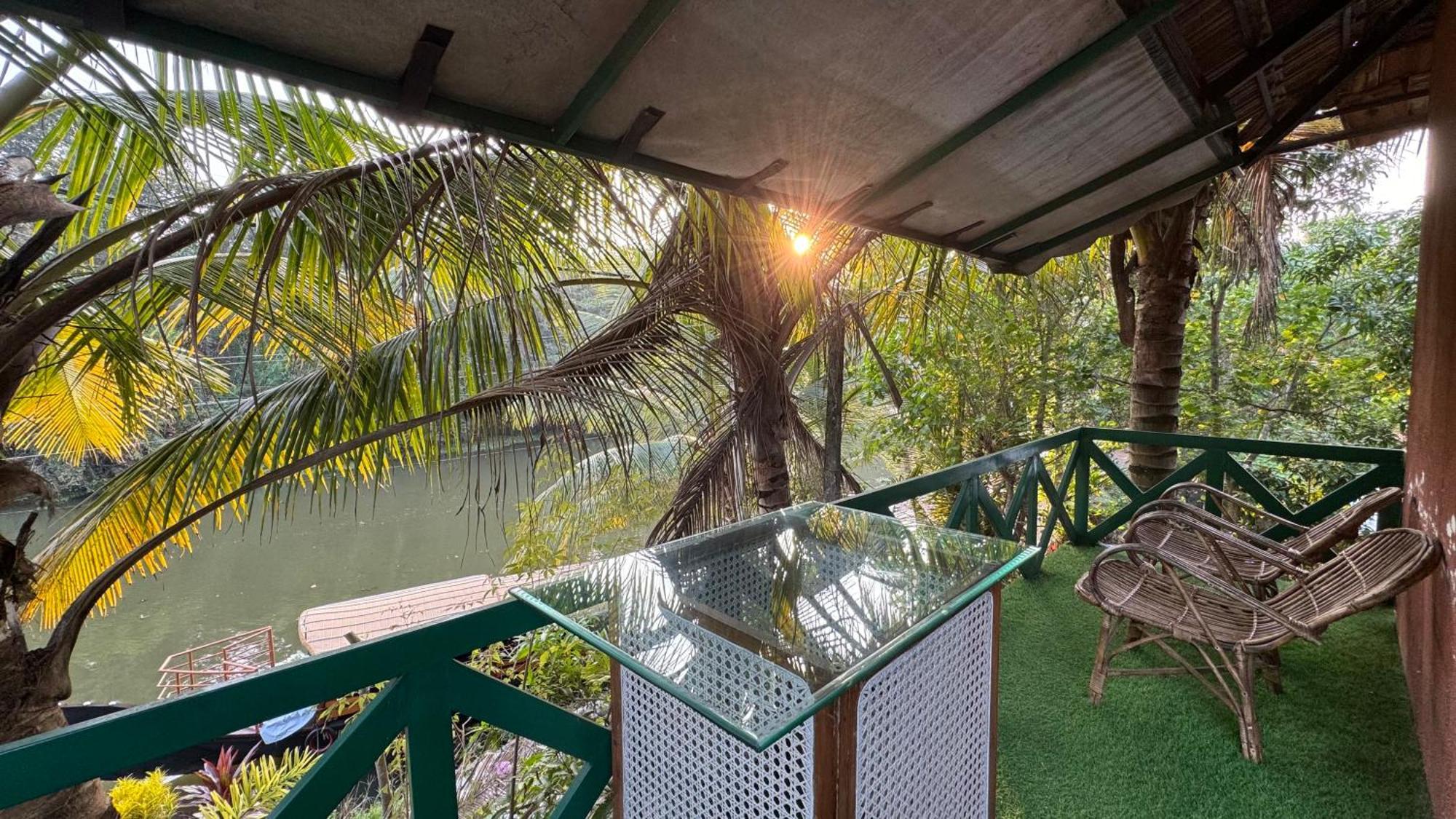 Garggi Kumarakom Village Homestay Dış mekan fotoğraf